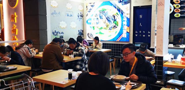开米线店需要投资多少钱（开个米线店怎么样）-沃创网